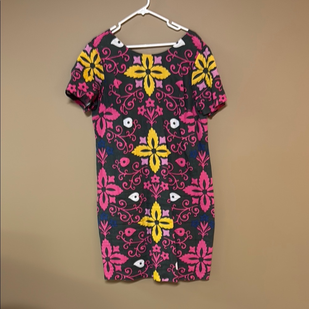 Boden Geometric PrintDress, US14L, UK18L.  Pink, Gray Yellow. $30.  Exc Cond.
